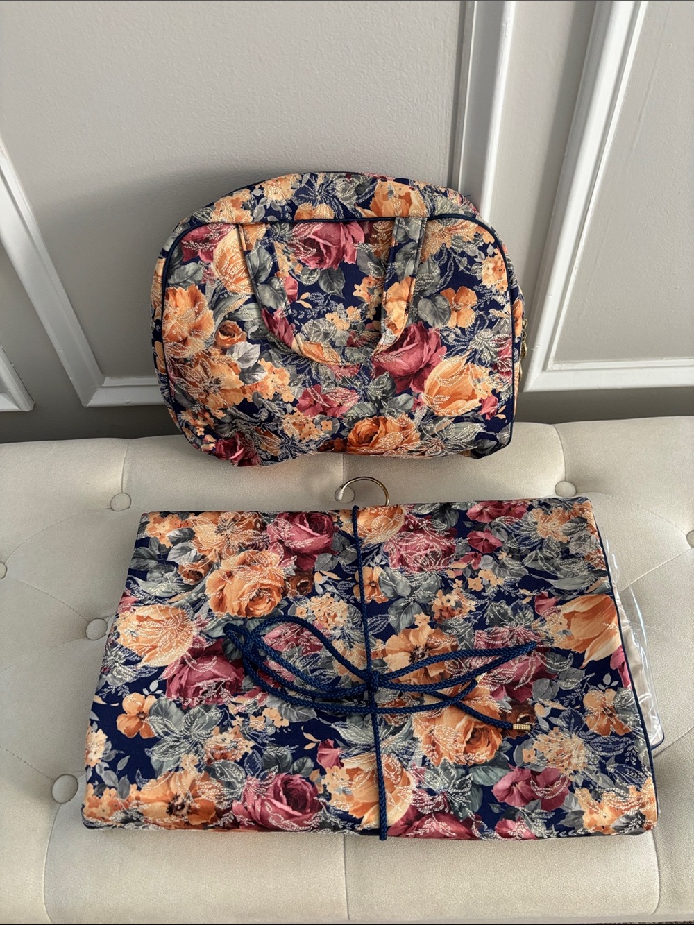 Vintage Oscar de la Renta Travel Kit